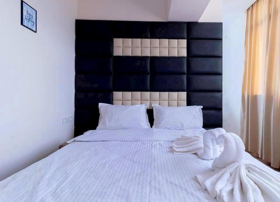 DELUXE 2Bedroom & 2Bathroom Apartment in City Center, Near CASCADE Apartment in Yerevan