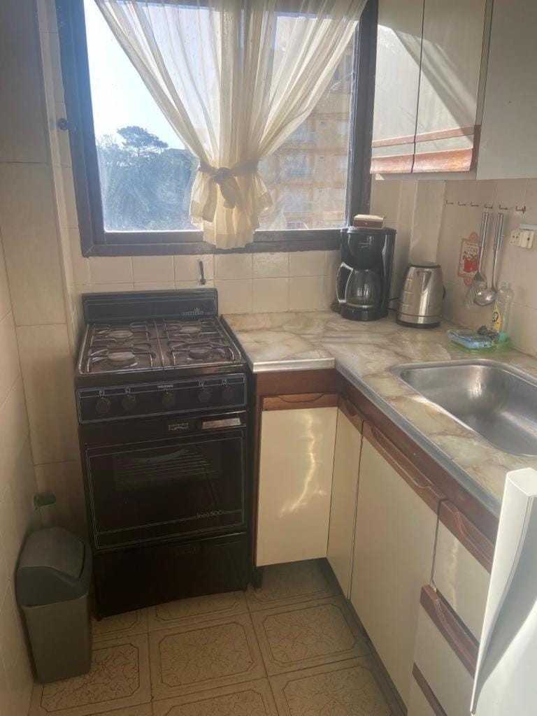 Coffee/tea facilities, Kitchen or kitchenette