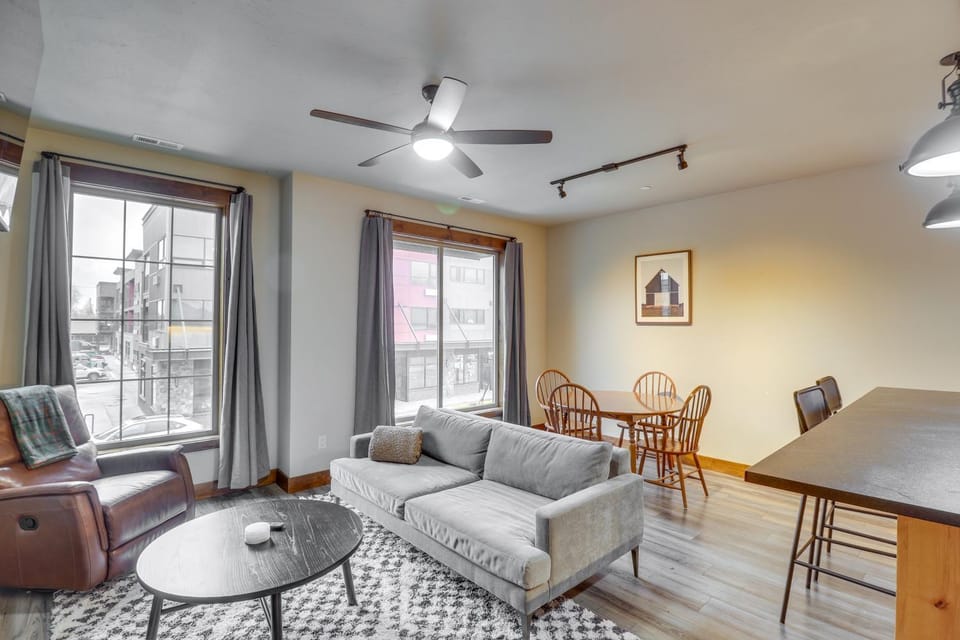 Downtown Columbia Falls Condo: 16 Mi to Ski Resort House in Columbia Falls