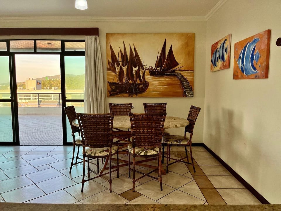 B192 Cobertura ampla com 5 quartos e vista para o mar Apartment in Bombinhas