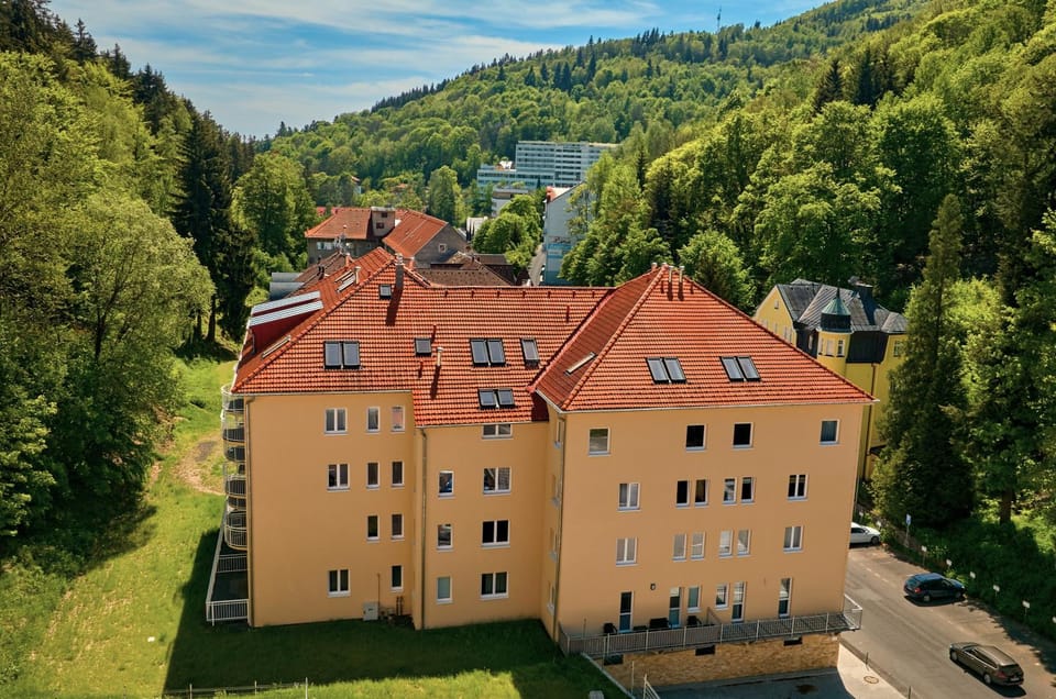 Property building, Natural landscape, Bird's eye view, Mountain view