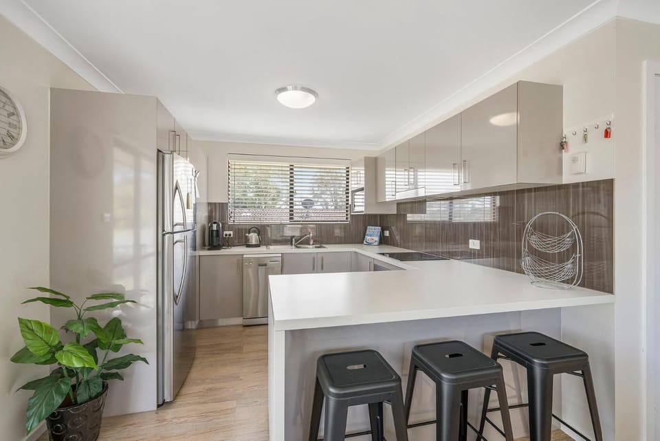 Bridgeview Apartment in Lake Cathie