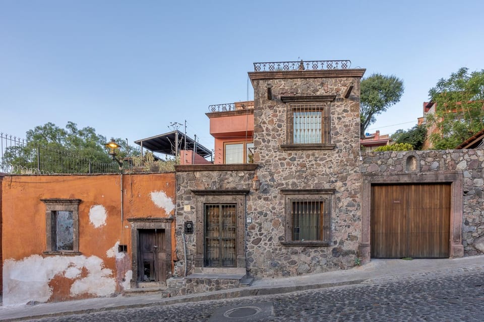 Property building, Street view