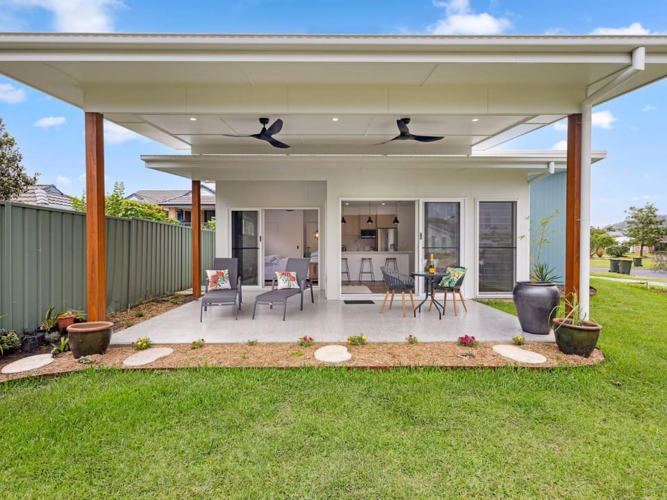 Little Kim Close House in Woolgoolga