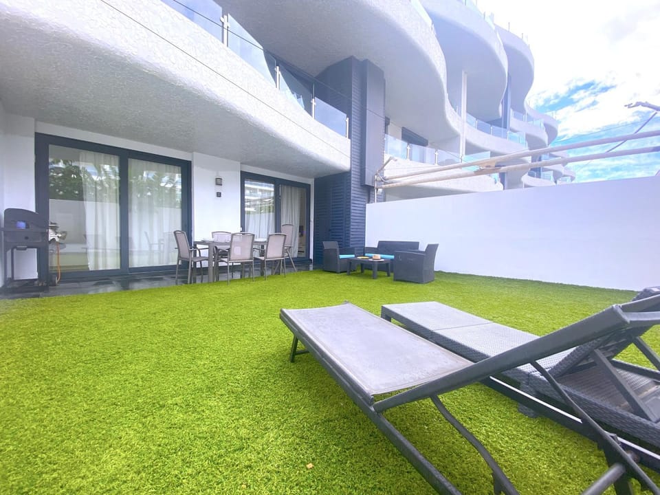 Patio, Day, Garden, Garden, View (from property/room), Balcony/Terrace, Balcony/Terrace, Garden view, sunbed
