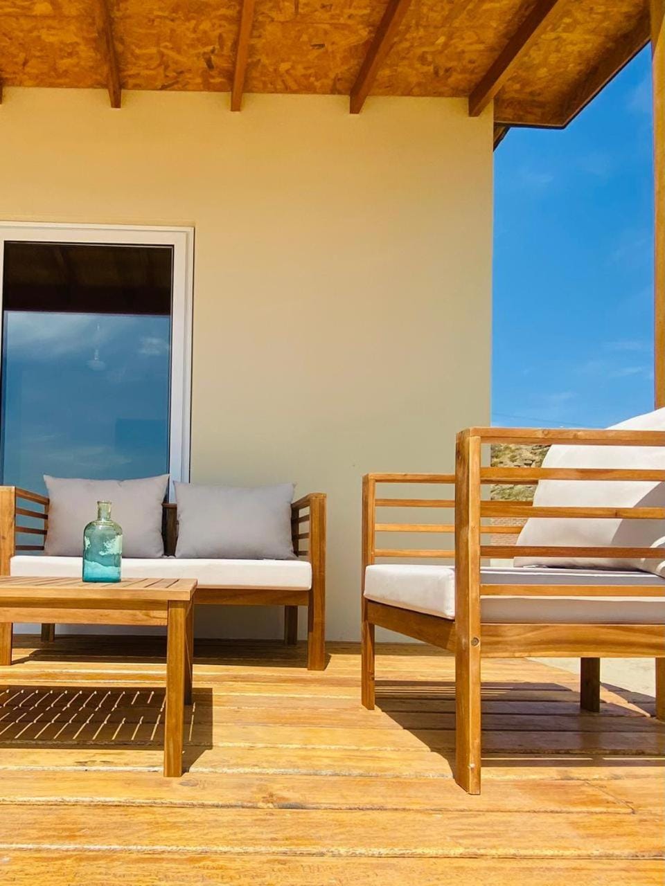 Patio, Day, View (from property/room), Balcony/Terrace, Living room, Seating area