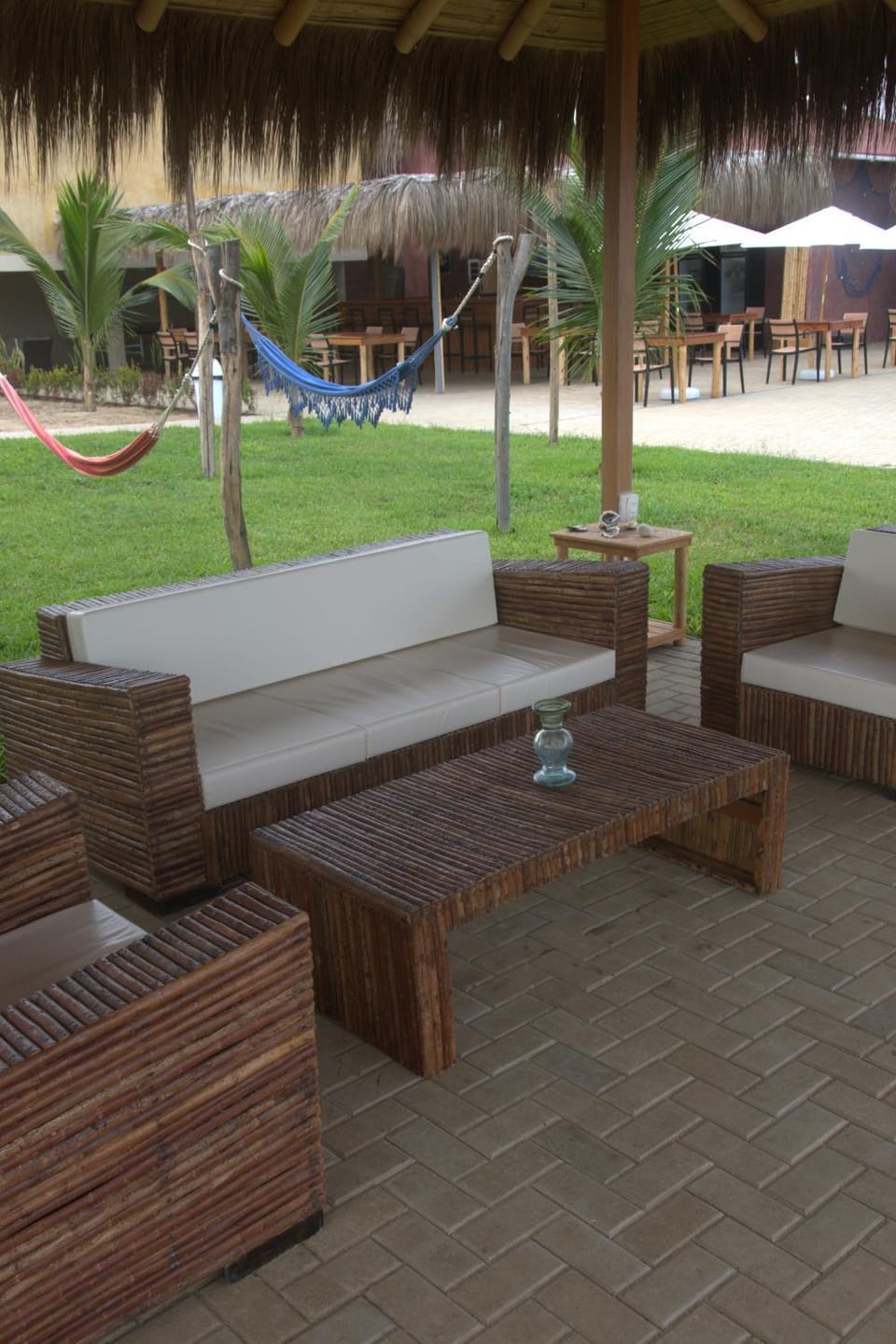 Patio, Day, sunbed