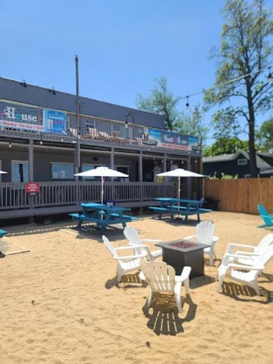 Property building, Lounge or bar