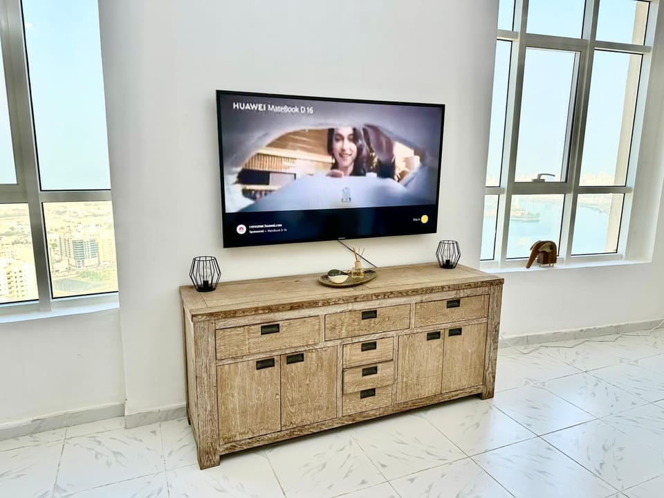 TV and multimedia, Living room, hair dresser