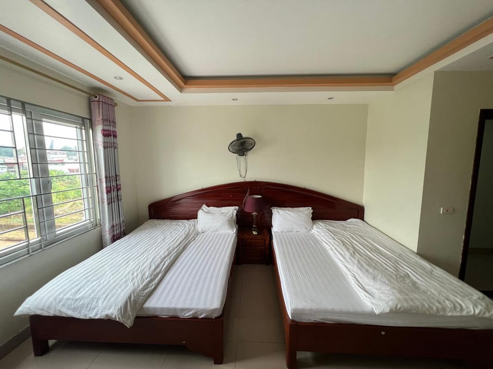 Khách Sạn Hồng Hảo Hotel in Laos