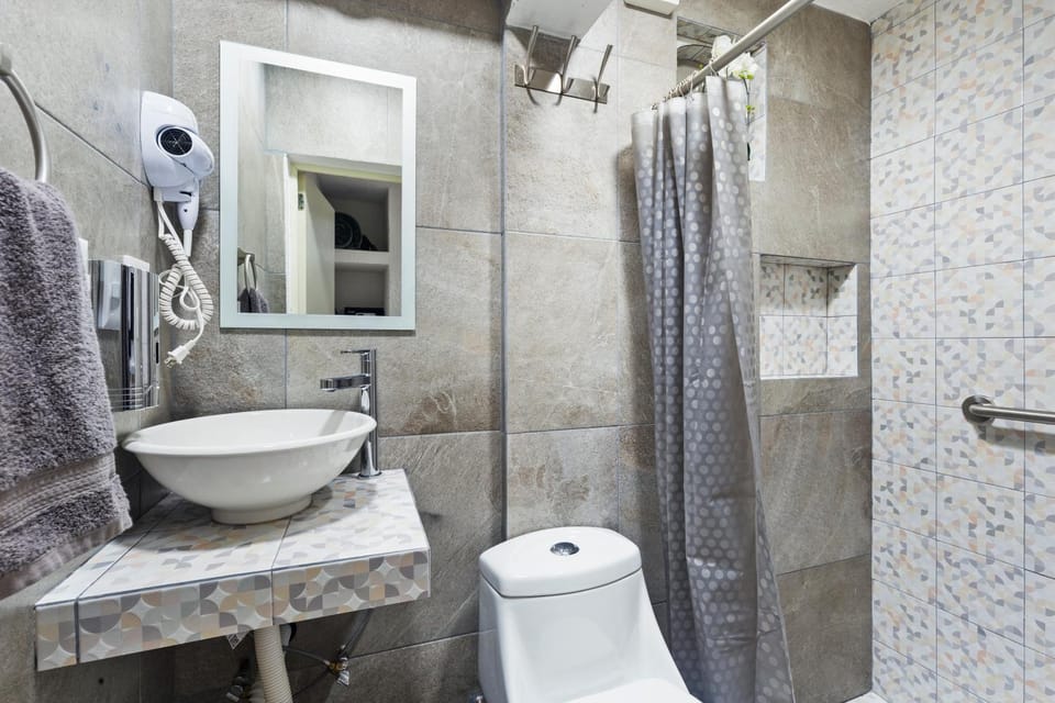 Shower, Bathroom, heating, towels