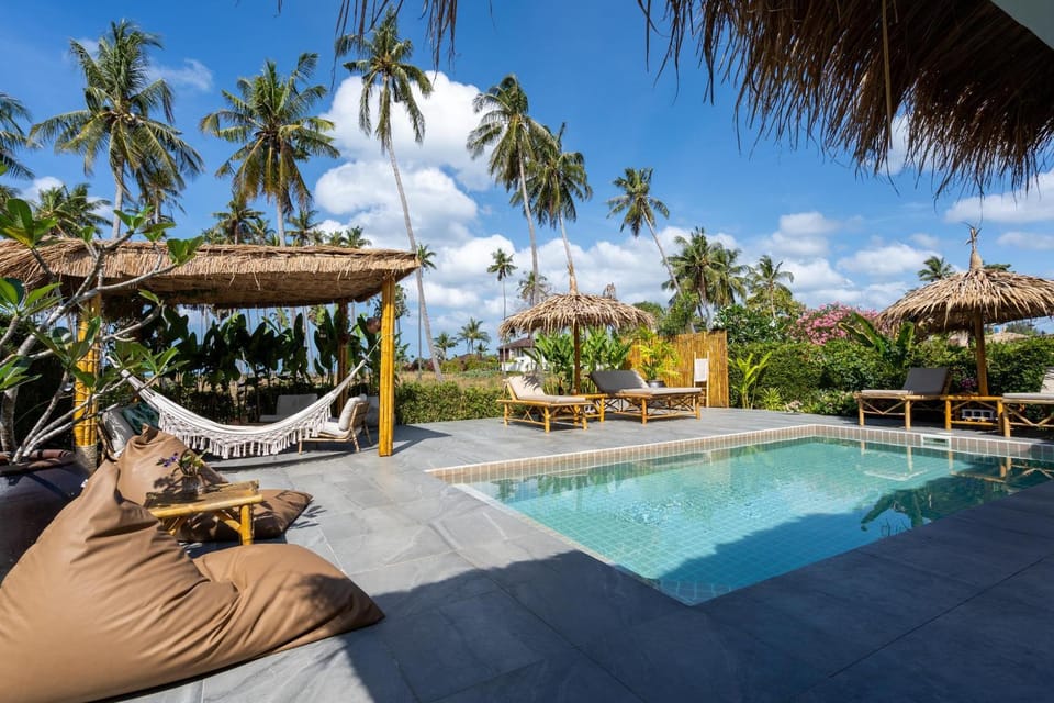 Manao Seaview Pool Villa 26 - 5 Mins Walk To The Beach Villa in Sala Dan