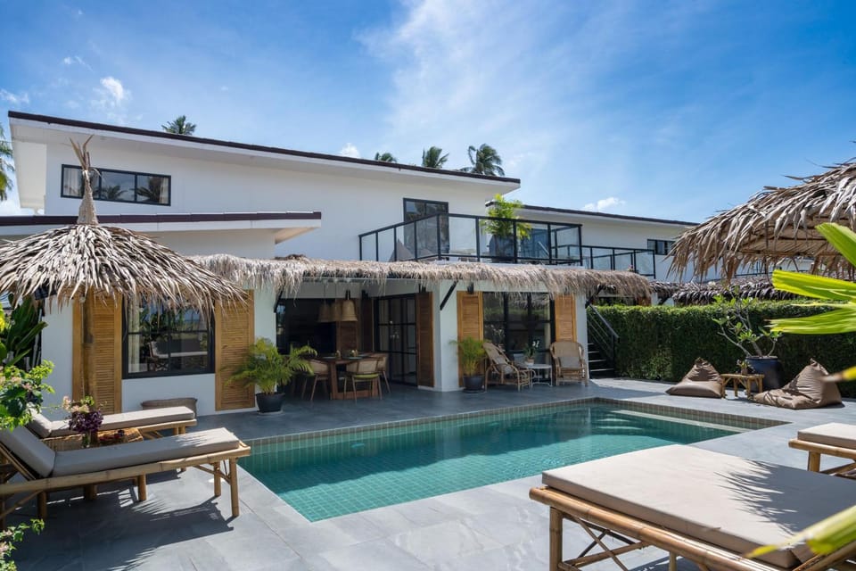 Manao Seaview Pool Villa 26 - 5 Mins Walk To The Beach Villa in Sala Dan