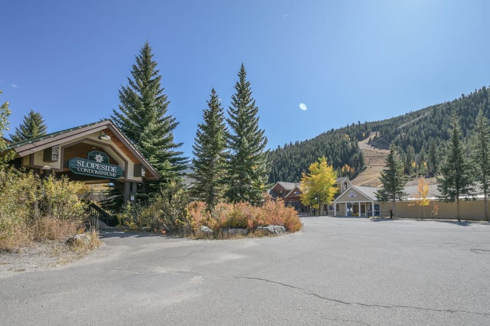 Slopeside 2753A by SummitCove Lodging in Colorado House in Keystone
