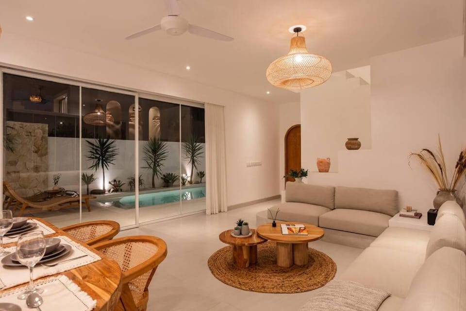 Canggu, 3BR Modern Villa Villa in North Kuta