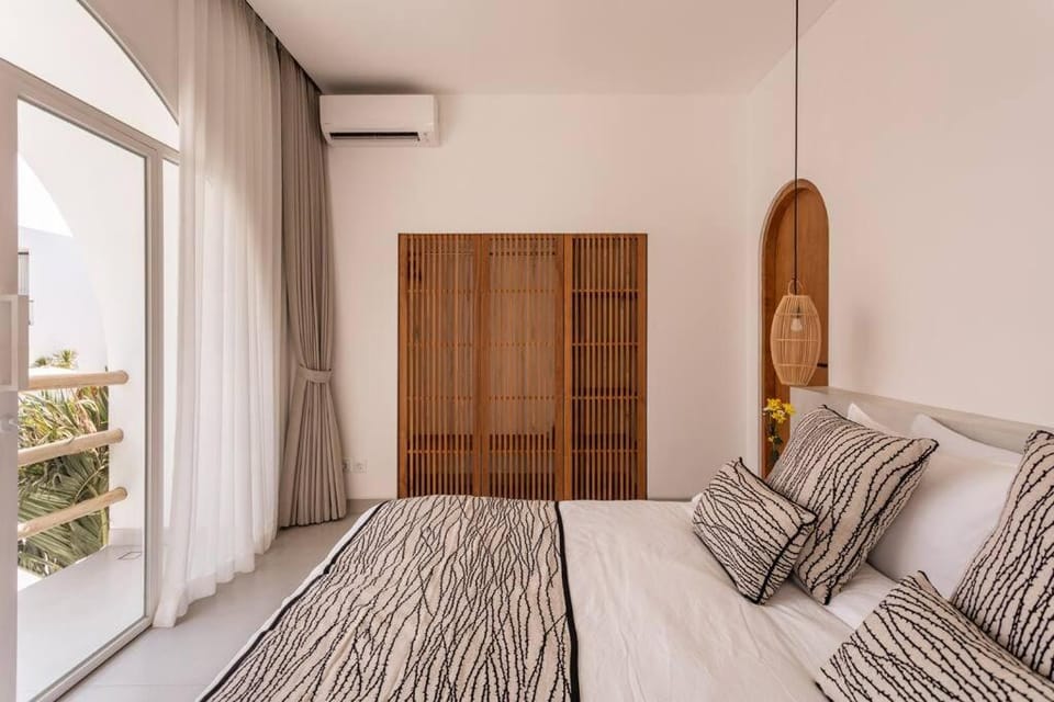 Canggu, 3BR Modern Villa Villa in North Kuta