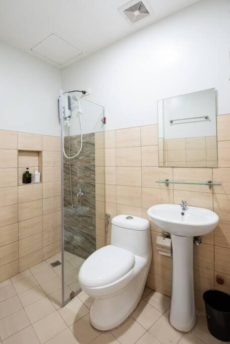St. Marvin Studio Makati M405 Apartment in Mandaluyong