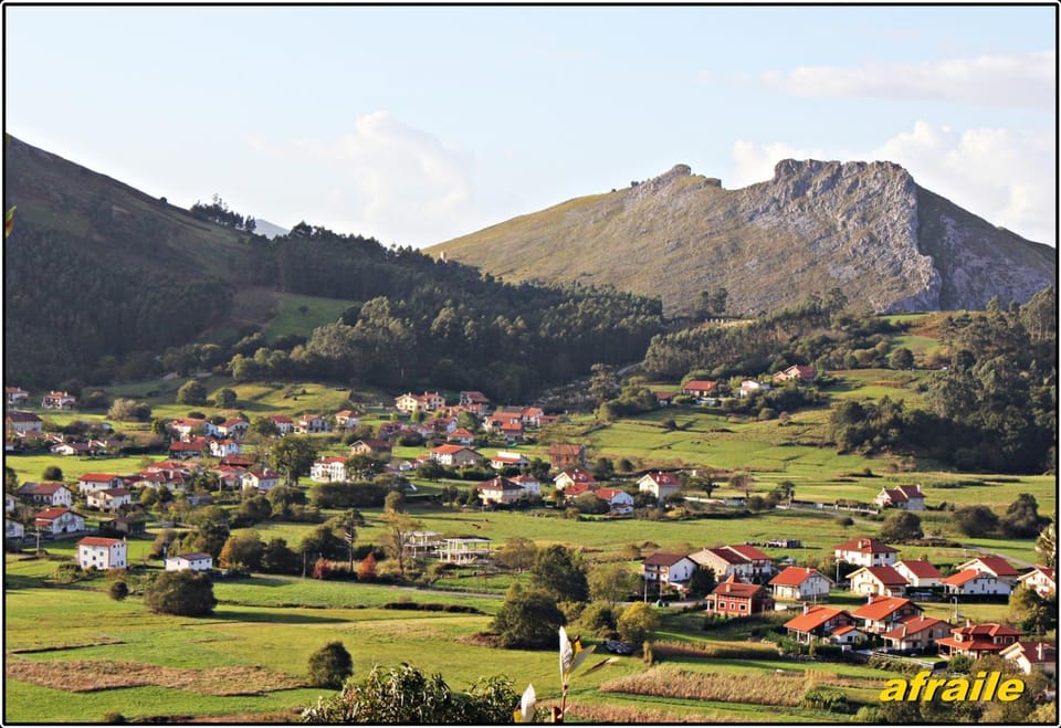 Nearby landmark, Natural landscape