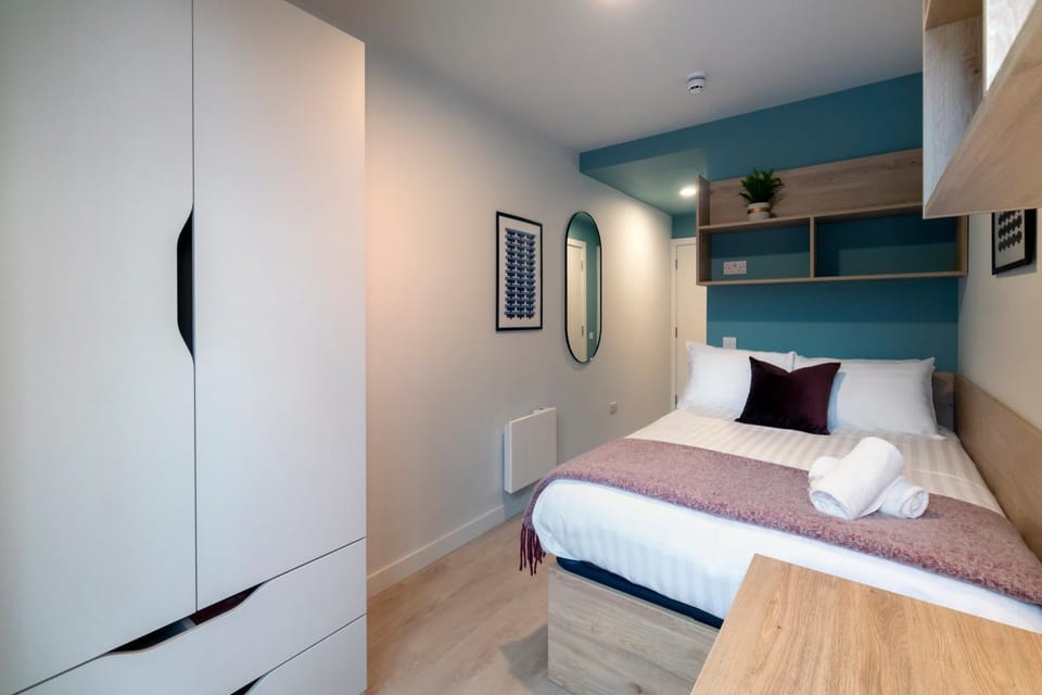Bed, Bedroom, wardrobe