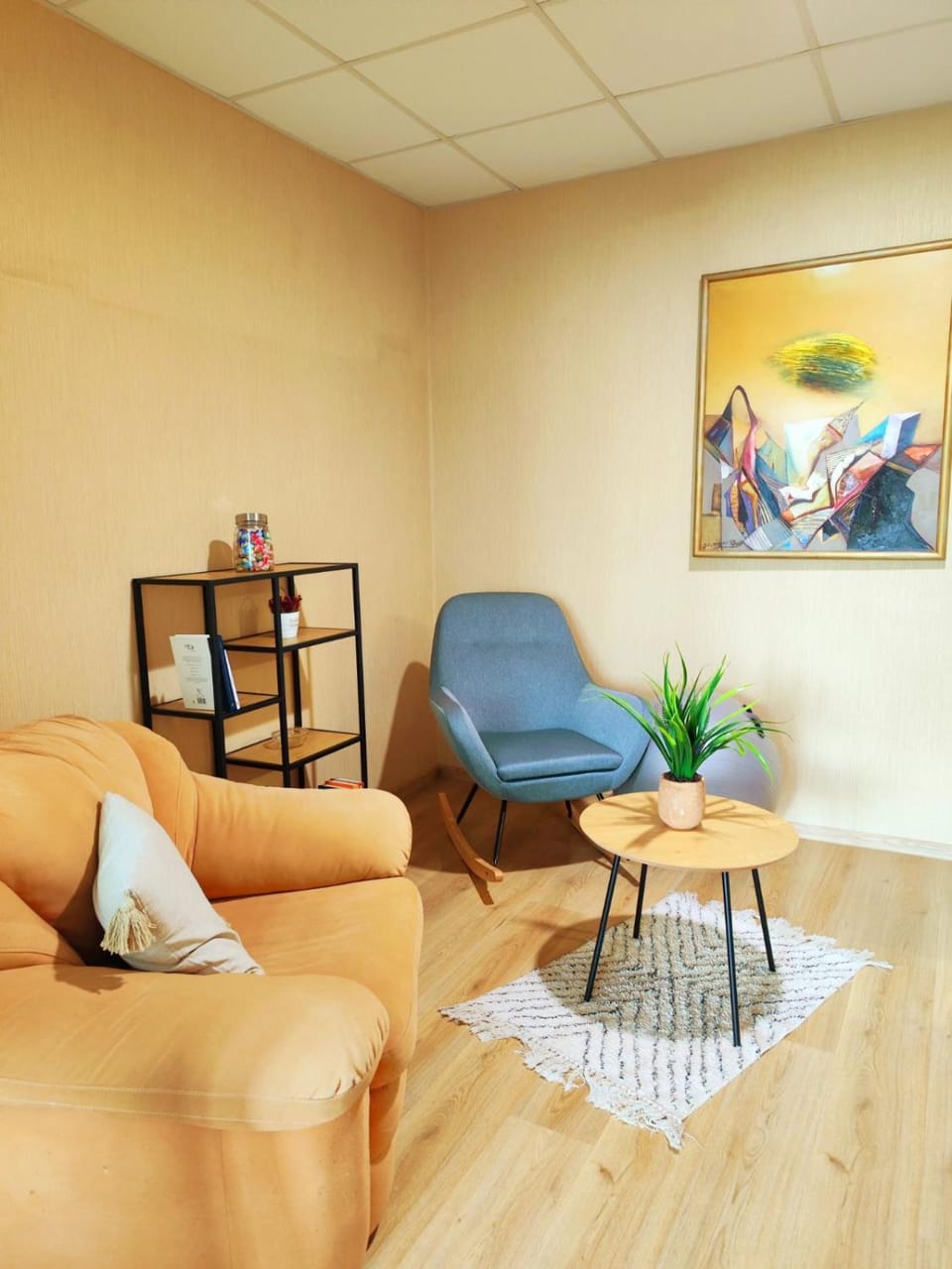 Living room, Seating area