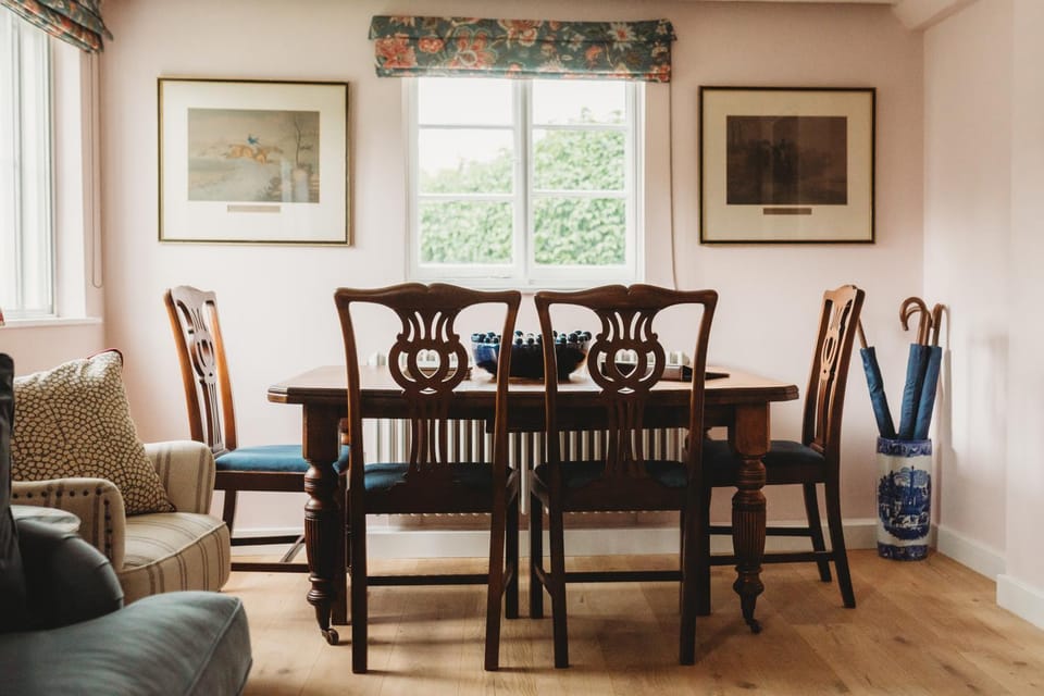 Two Cotswolds Cottages with Heated Pool Apartment in Wychavon District