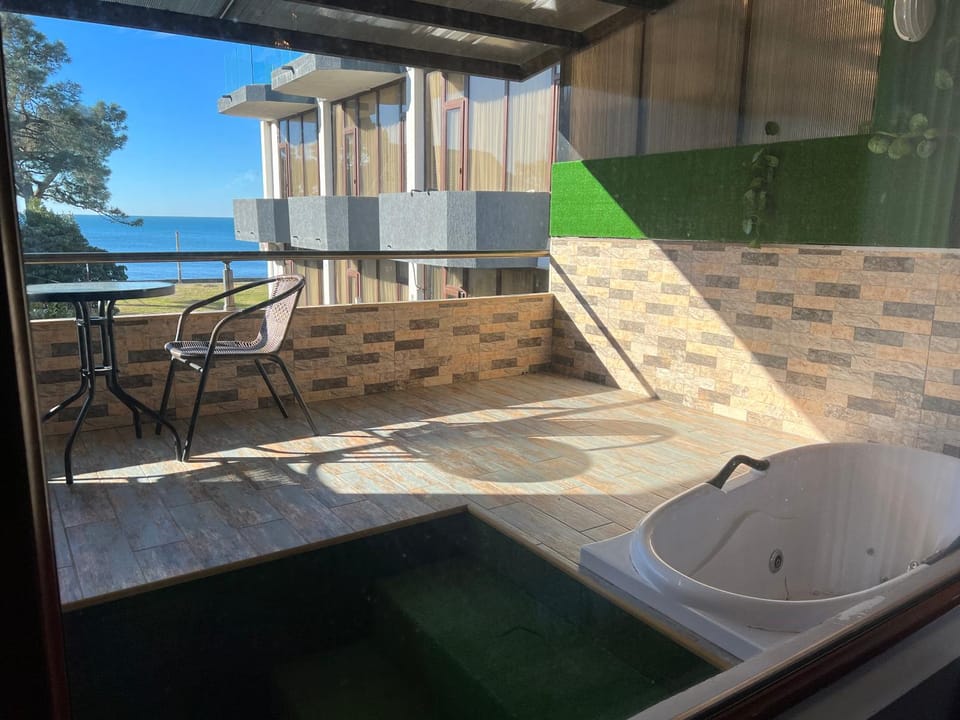 Day, Hot Tub, Balcony/Terrace, Sea view