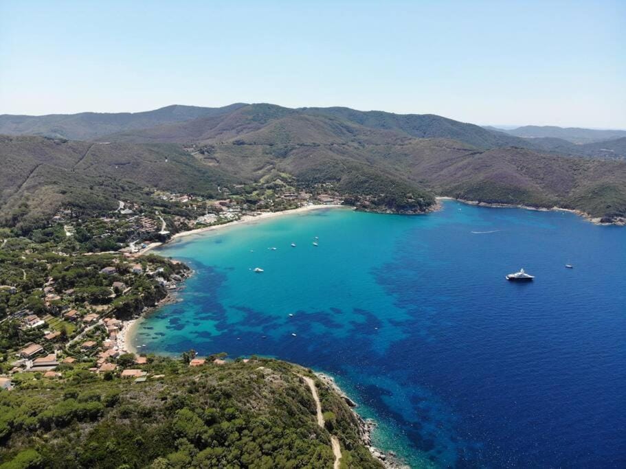 Nearby landmark, Bird's eye view, Beach, Sea view