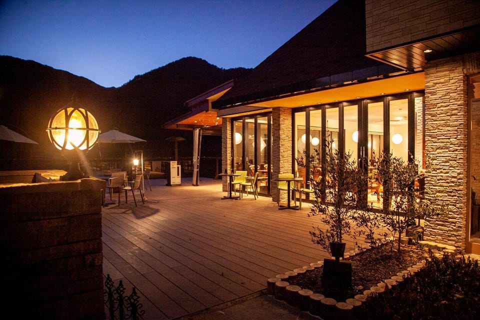 Restaurant/places to eat