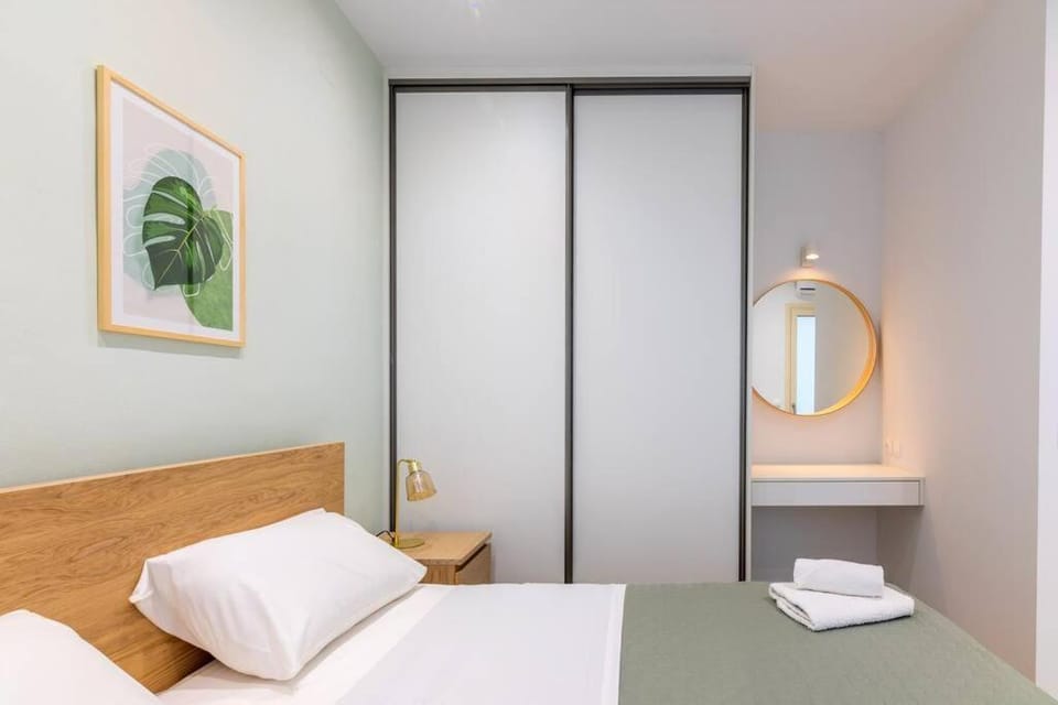 Bed, Bedroom, wardrobe