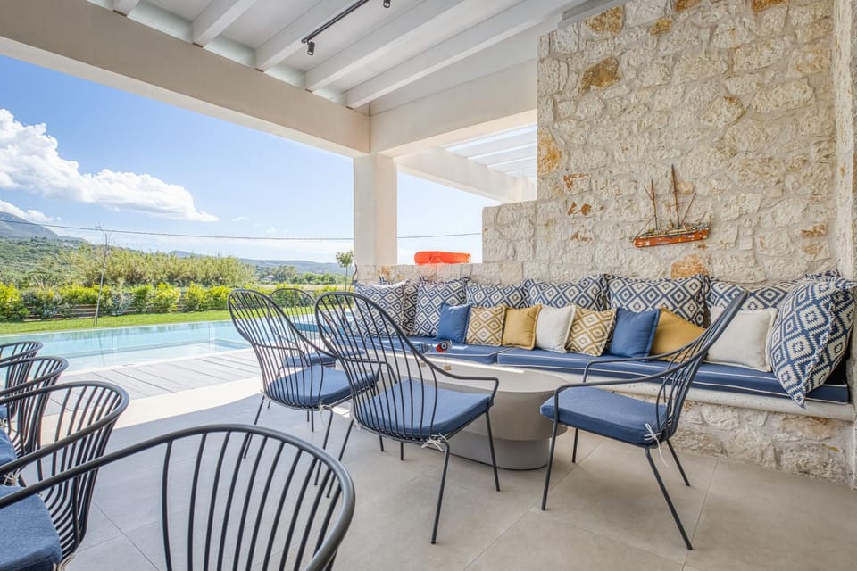 Day, Balcony/Terrace, Pool view, Swimming pool