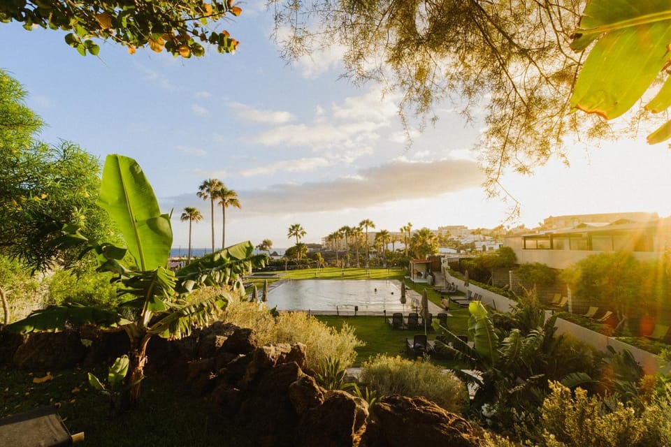 Encanto Costero Bungalow Acogedor en Golf del Sur, Tenerife House in Abona