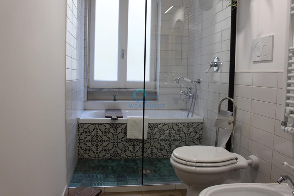 Shower, Toilet, Bathroom, Bath, bidet