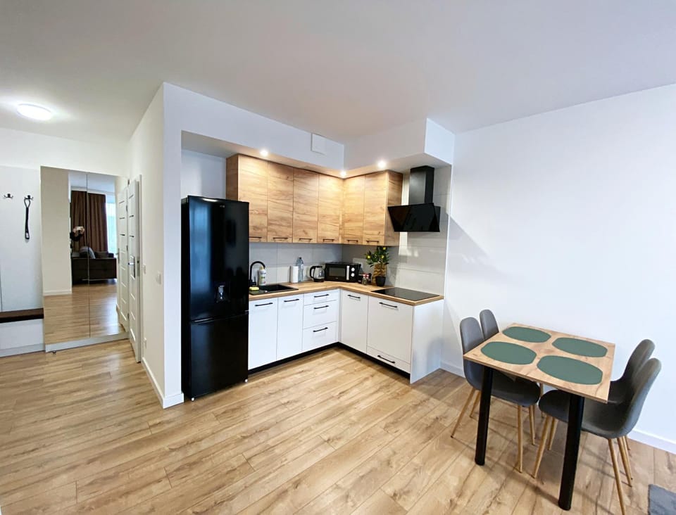 Kitchen or kitchenette, Dining area, minibar, pet friendly, stove