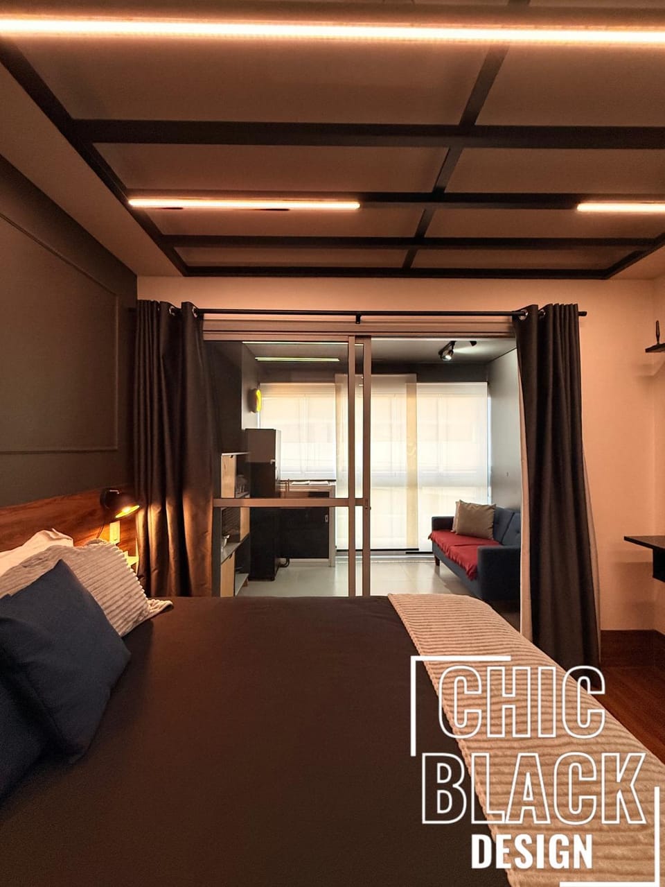 Chic Black Design - Zpinheiros Apartment in Sao Paulo City