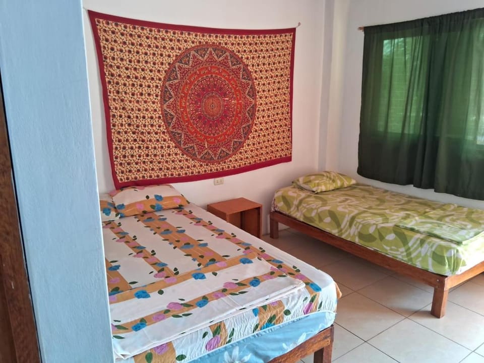 Dylan Beach Bed and Breakfast in Zorritos