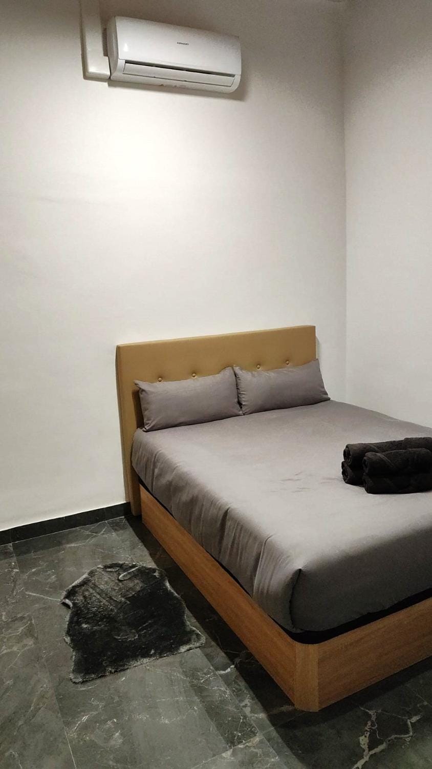 Bed, Photo of the whole room, Bedroom, towels, air conditioner