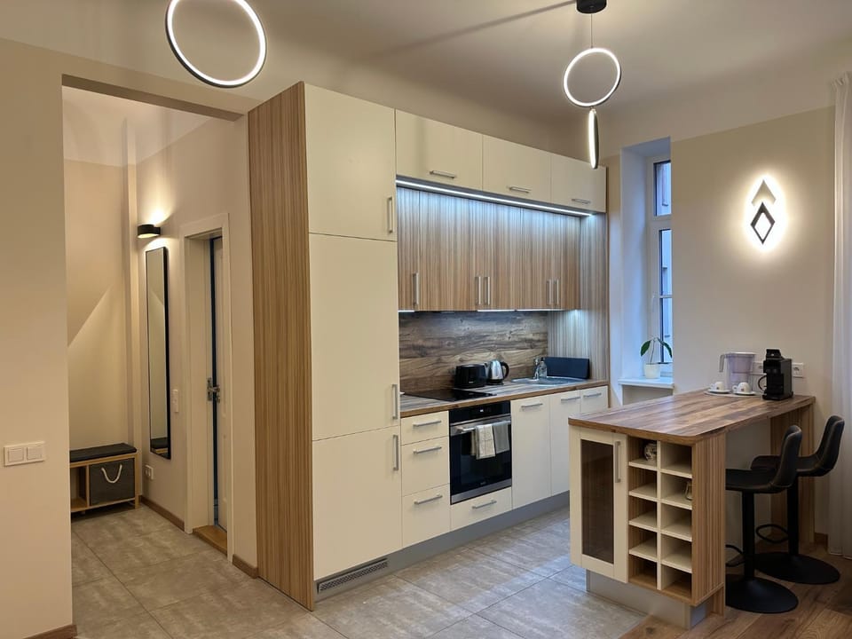 Coffee/tea facilities, Dining area, dishwasher, minibar, pet friendly, toaster