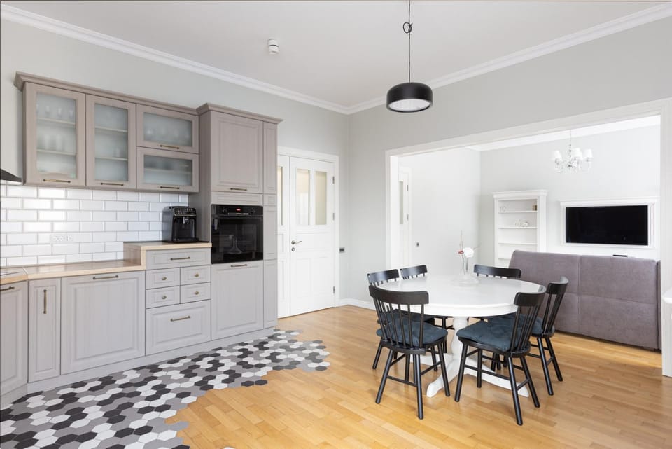 TV and multimedia, Kitchen or kitchenette, Seating area, Dining area