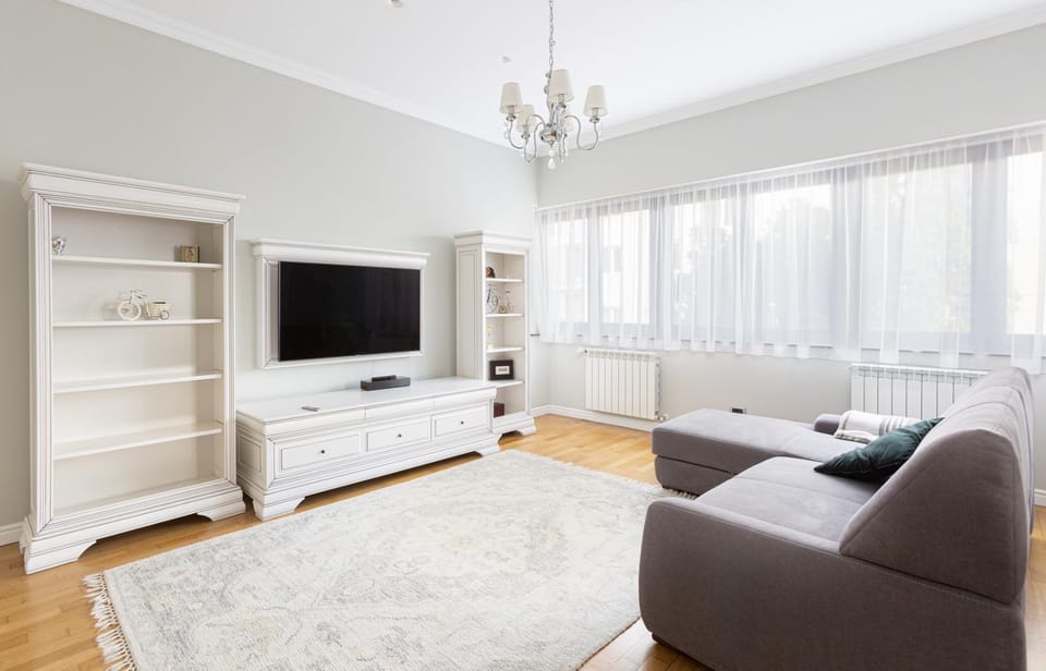 Communal lounge/ TV room, TV and multimedia, Living room, Seating area, Evening entertainment