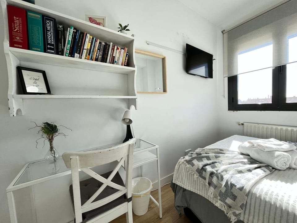 TV and multimedia, Bedroom