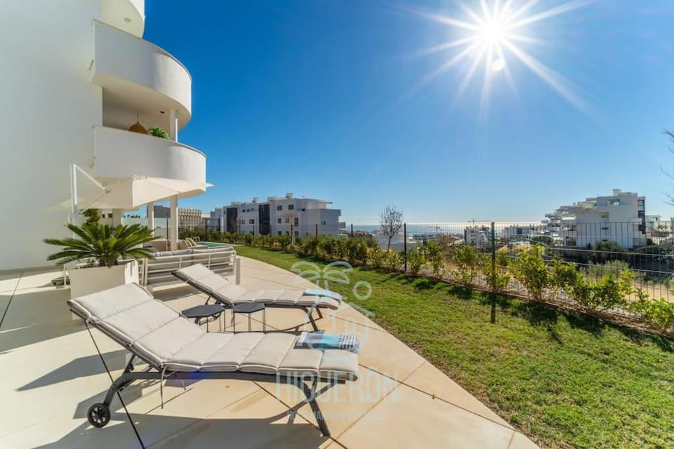 HigueronRentals Chloe by the sea Apartment in Costa del Sol