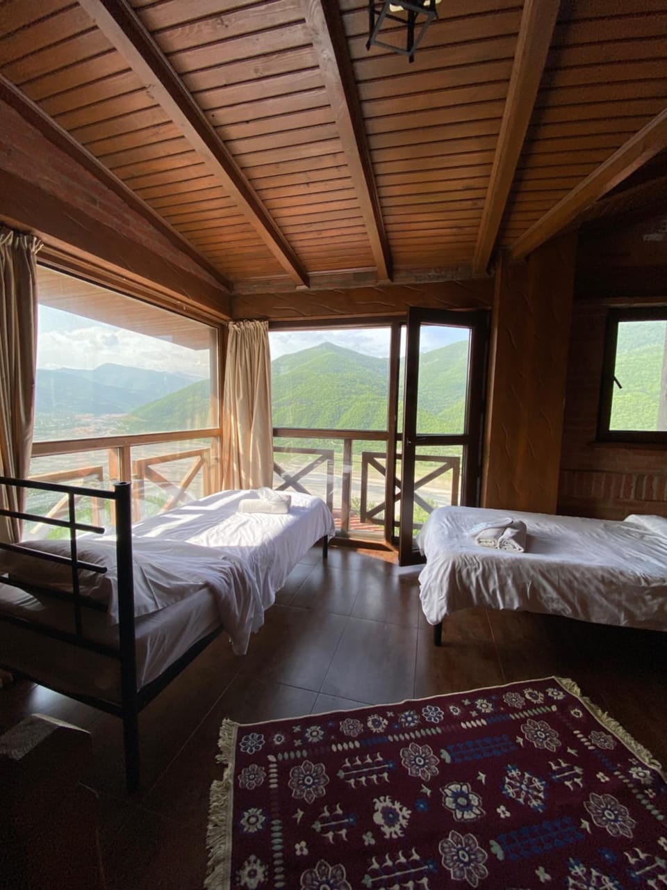 Hotel Ananuri Hotel in Georgia
