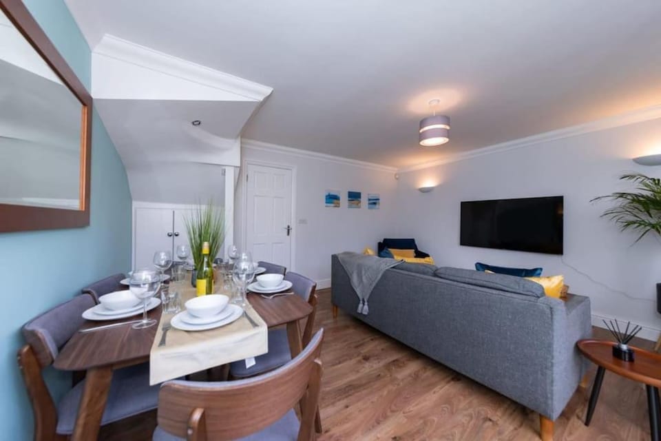Ratby House - Spacious 3 Bed with Garden & Parking Apartment in England