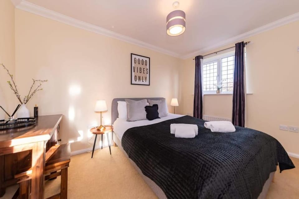 Ratby House - Spacious 3 Bed with Garden & Parking Apartment in England