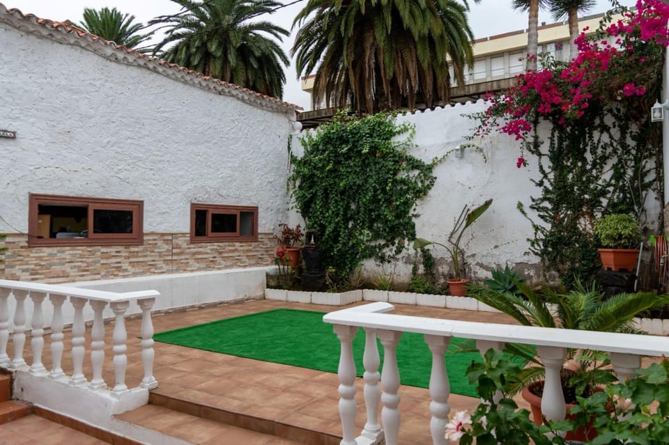 Patio, Inner courtyard view