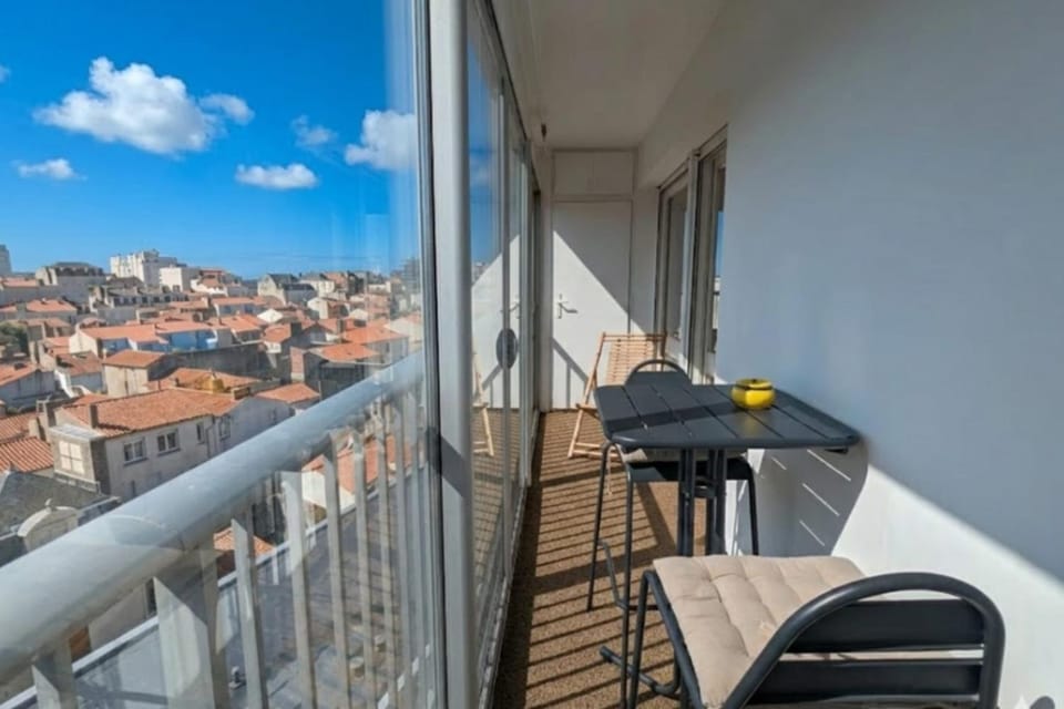 Loving cocoon with furnished balcony Apartment in Les Sables-d'Olonne