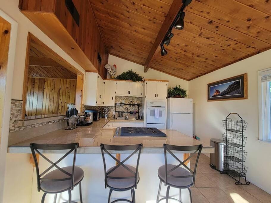 Kitchen or kitchenette, stove