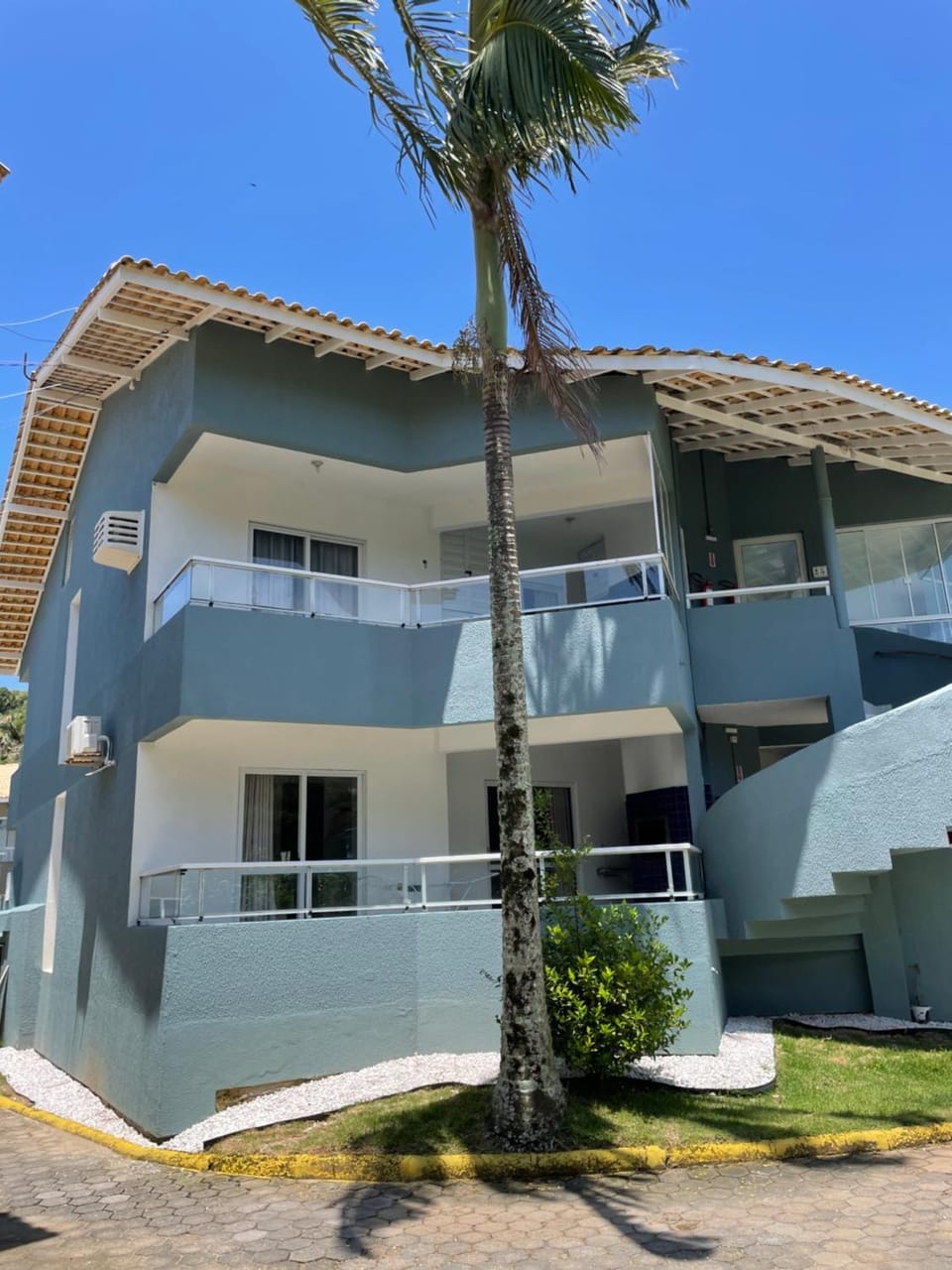Lindo Apto com suíte perto da praia, no centro de Bombinhas Apartment in Bombinhas