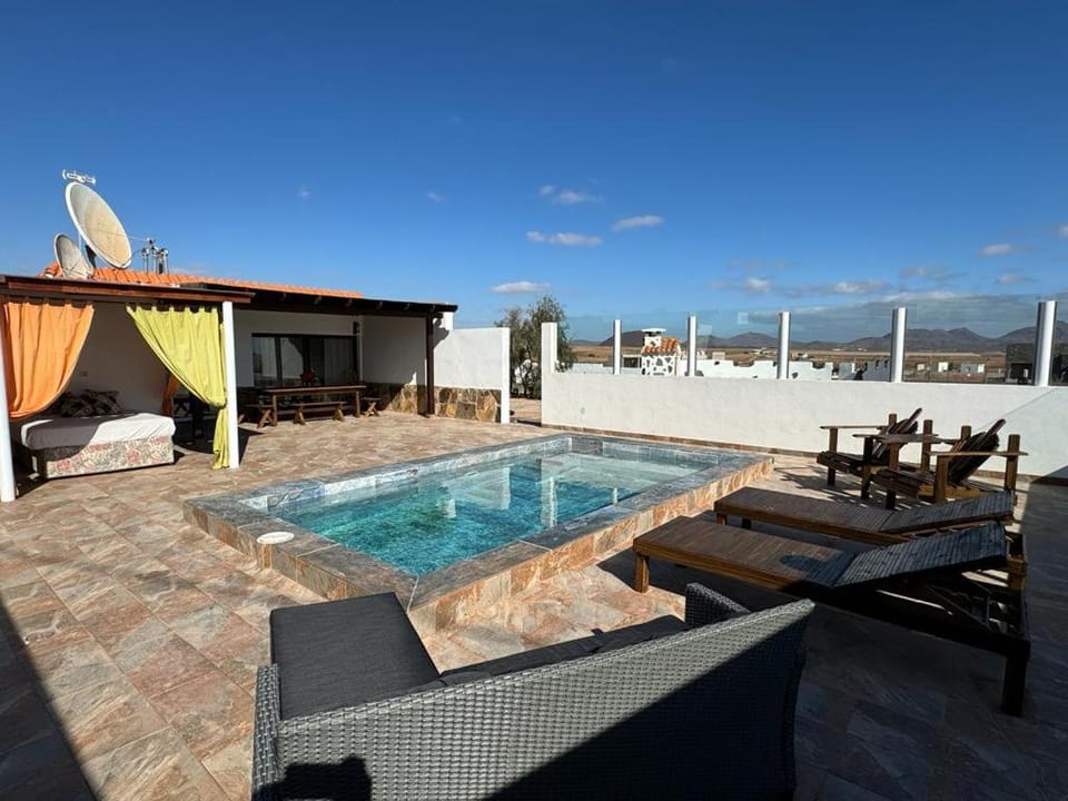3 Villa with private pool Fuerteventura-Gran Tarajal Villa in Maxorata