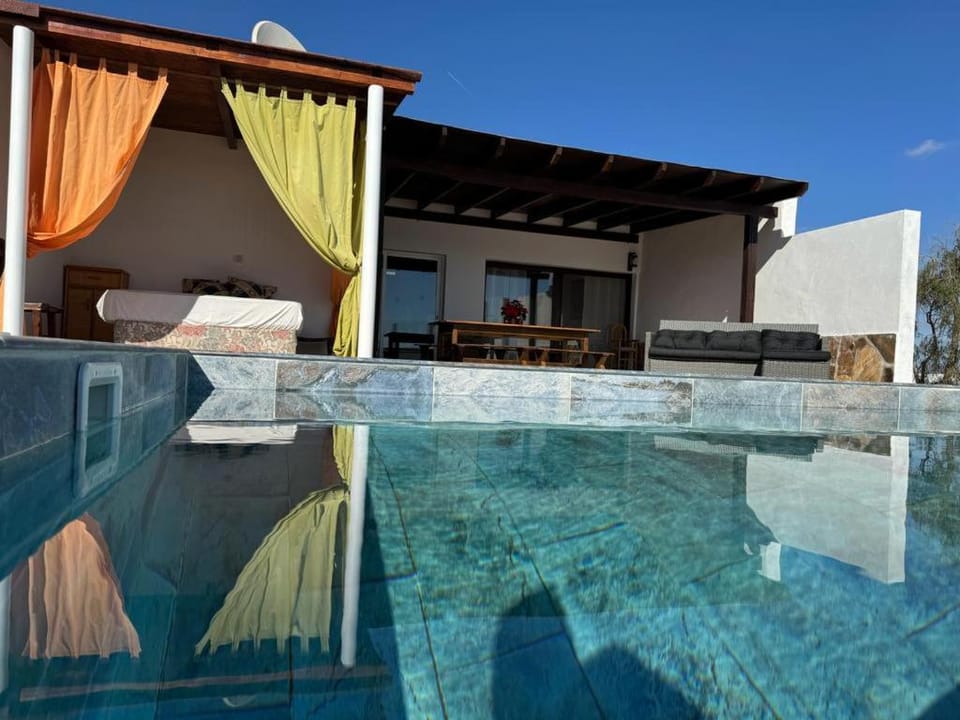3 Villa with private pool Fuerteventura-Gran Tarajal Villa in Maxorata